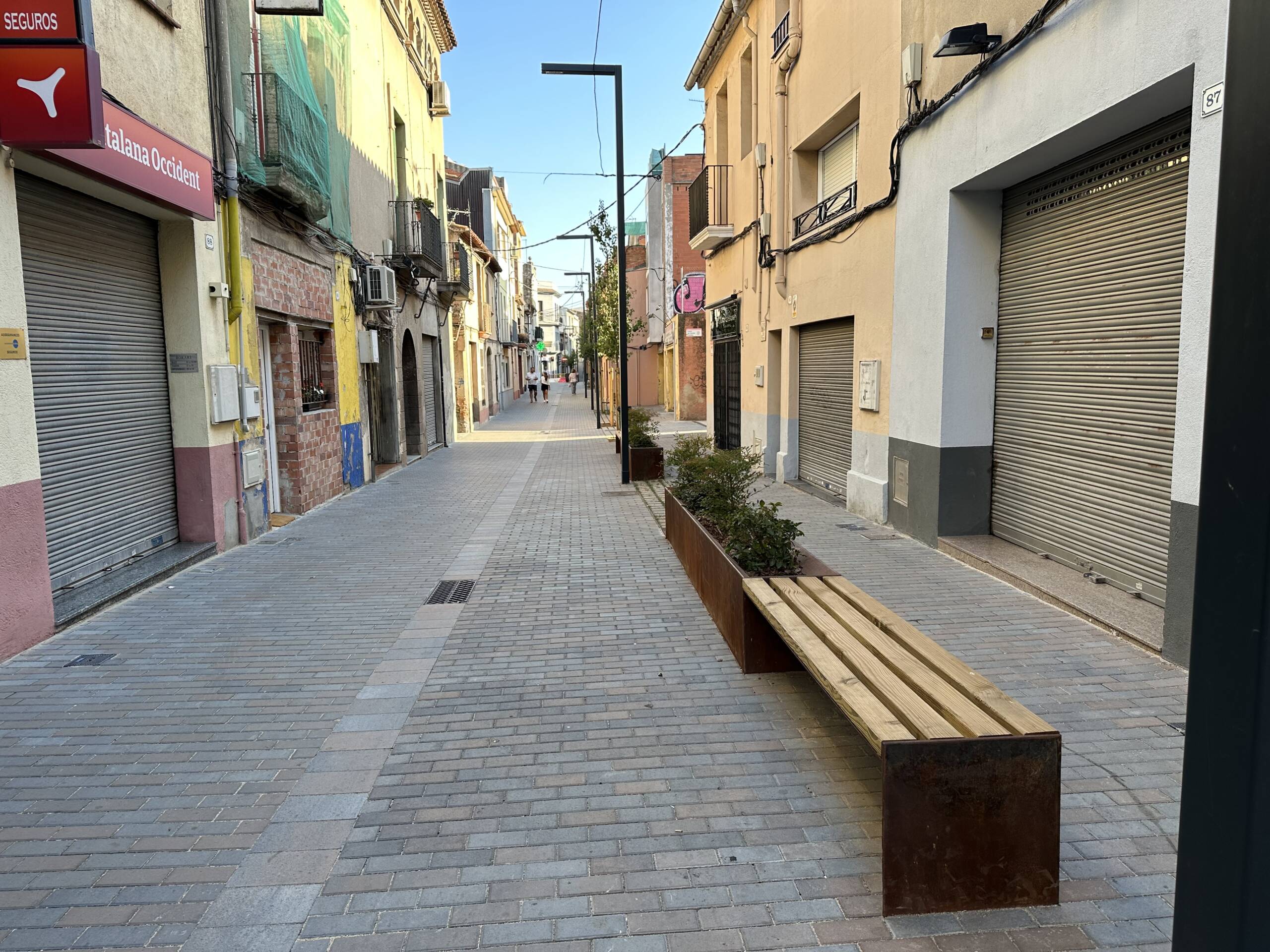 Sant Vicenç dels Horts: Conversió en zona de vianants dels carrers del centre, en els trams dels carrers Barcelona, Rafael Casanova i Riu, Fase 1.